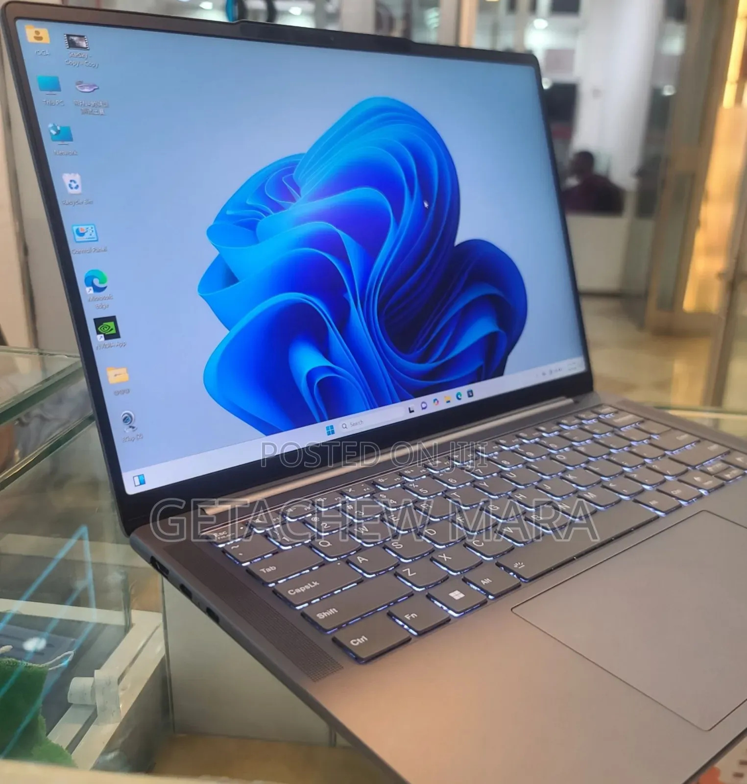 New Laptop Lenovo Yoga 2 Pro 16GB AMD Ryzen 7 SSD 512GB