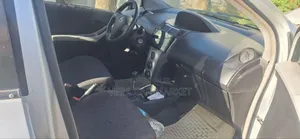 Toyota Yaris 1.3 HB T3 2009 Silver