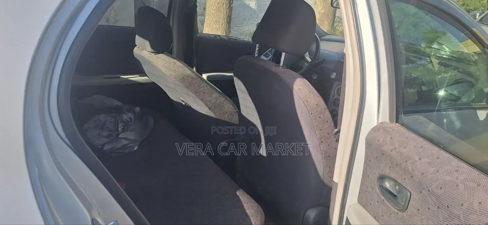 Toyota Yaris 1.3 HB T3 2009 Silver