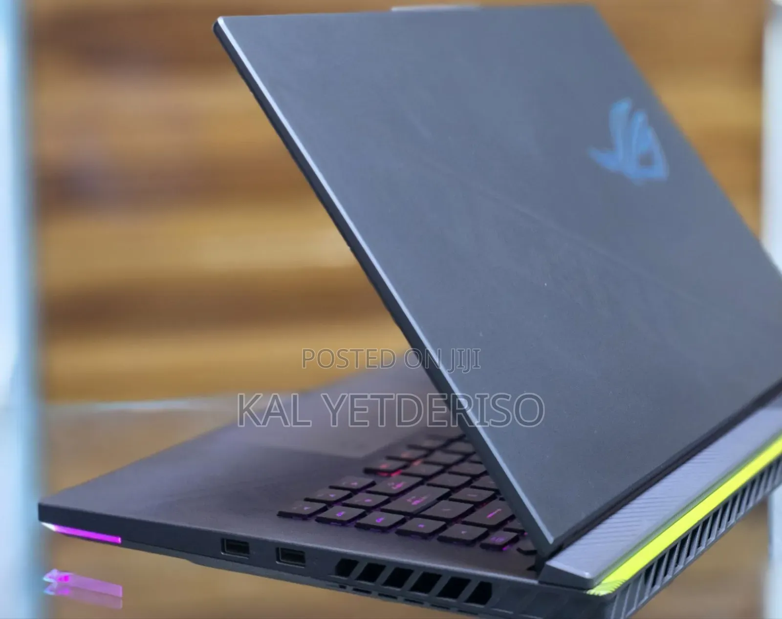 New Laptop Asus VivoBook 15 X505BA 16GB Intel Core i9 SSD 1T