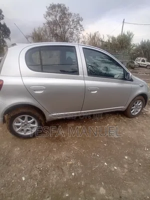 Toyota Yaris 1.0 C 2005 Silver