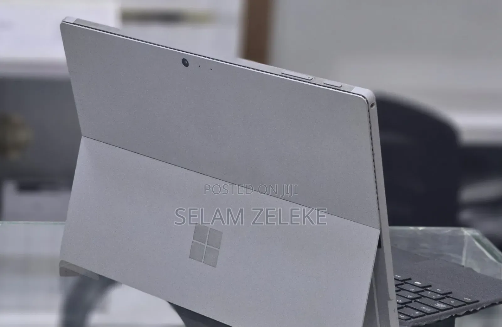 New Laptop Microsoft Surface Pro 4 8GB Intel Core i5 SSD 256GB