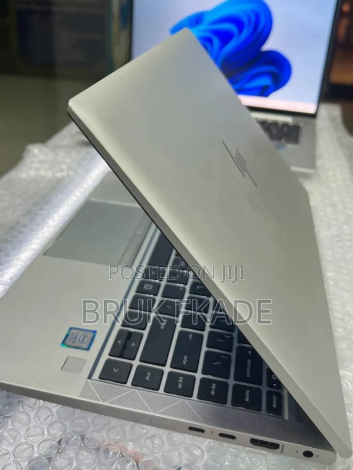 New Laptop HP EliteBook 840 G8 16GB Intel Core i5 SSD 512GB