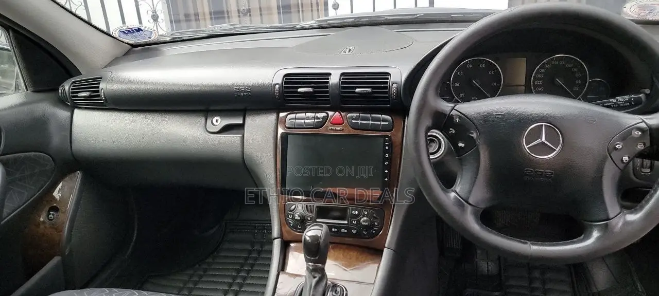 Mercedes-Benz C240 2002 Black