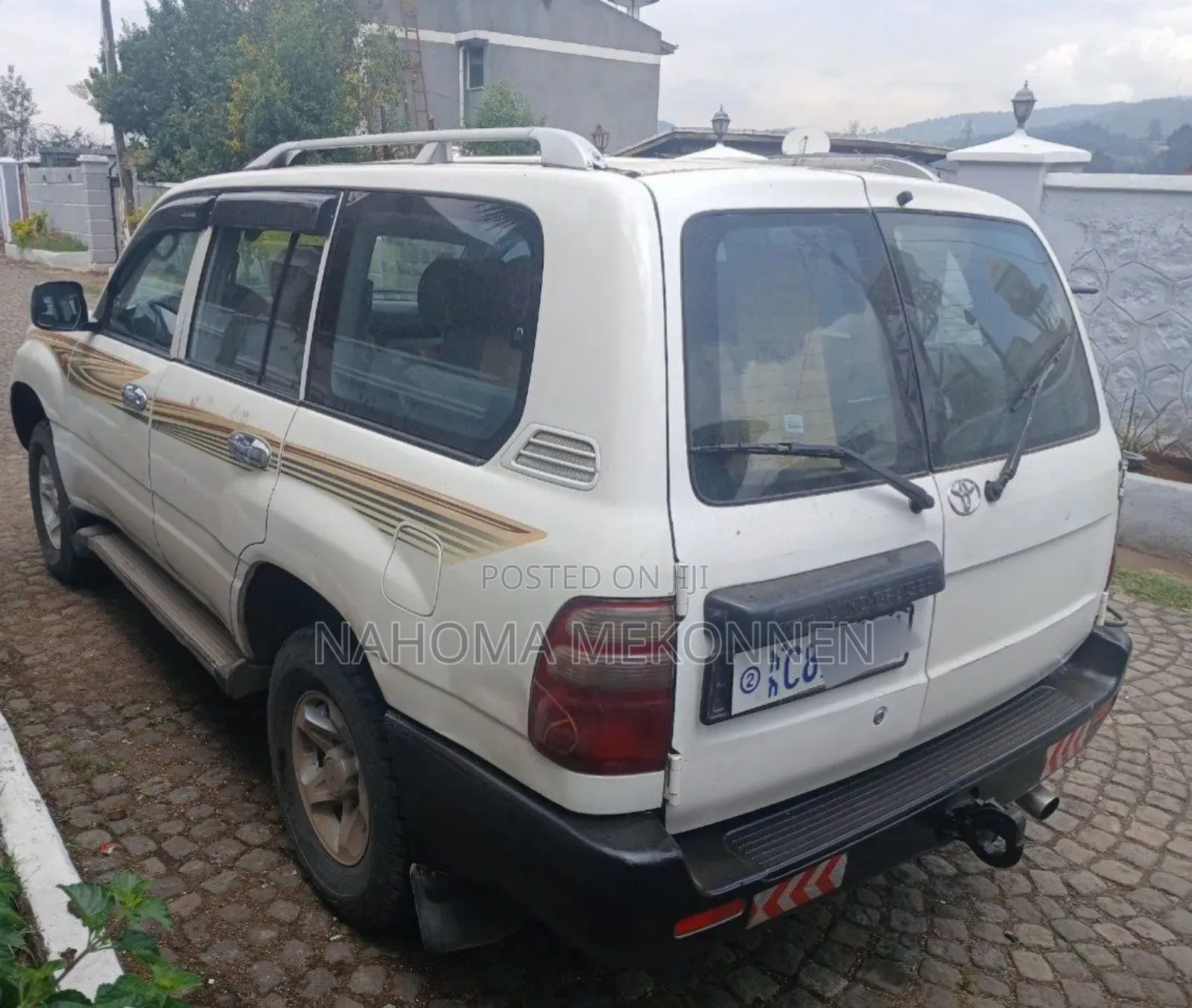 Toyota Land Cruiser 2004 White
