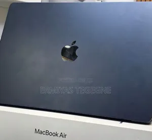 New Laptop Apple MacBook Pro M1 16GB Intel Core i5 SSD 512GB