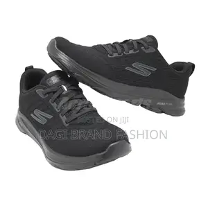 Skater Street Shoes – Durable Grip Urban Style