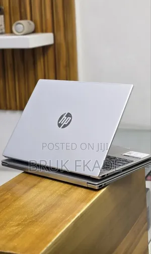 New Laptop HP Pavilion 15 16GB Intel Core Ultra 7 SSD 512GB