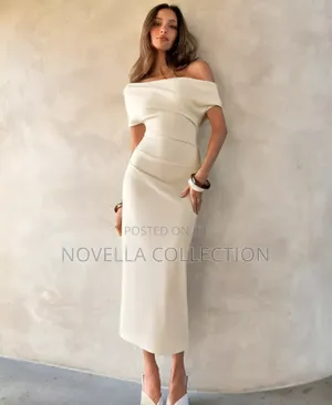 Women's Oblique Shoulder Ruched Fitted Apricot Midi Dress