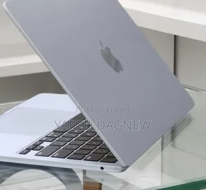 New Laptop Apple MacBook Air 2025 M4 13-inch 16GB Apple M4 SSD 256GB