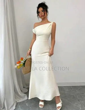 Elegant French Style Oblique Shoulder Ruffle Waist Slim Dress