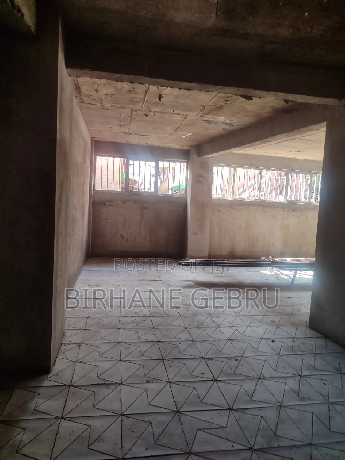 Ware House Rent for Pharmatic . Food and Other