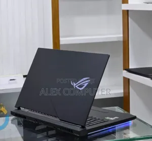 New Laptop Asus ROG Strix G17 16GB Intel Core i7 SSD 512GB