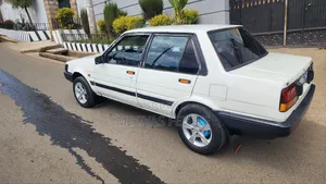 Toyota Corolla 1986 White