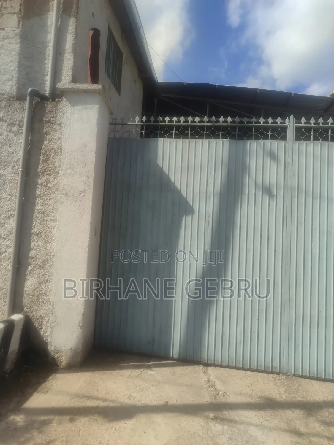 Ware House Rent for Pharmactic Food Drink and Other