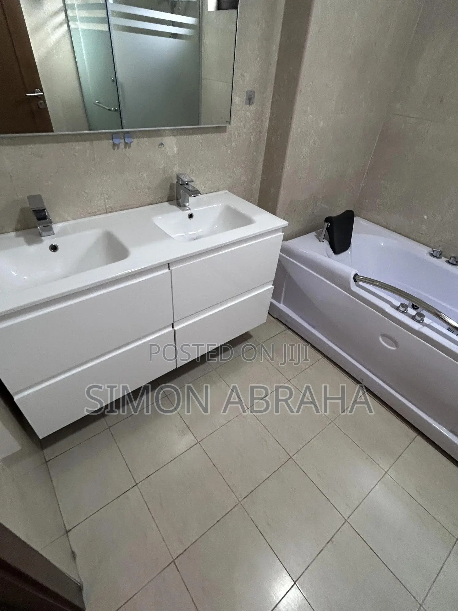 Furnished 3bdrm Apartment in Omtha, Bole for rent