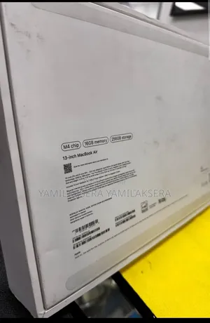 New Laptop Apple MacBook Air 2025 M4 13-inch 16GB Apple M4 SSD 256GB