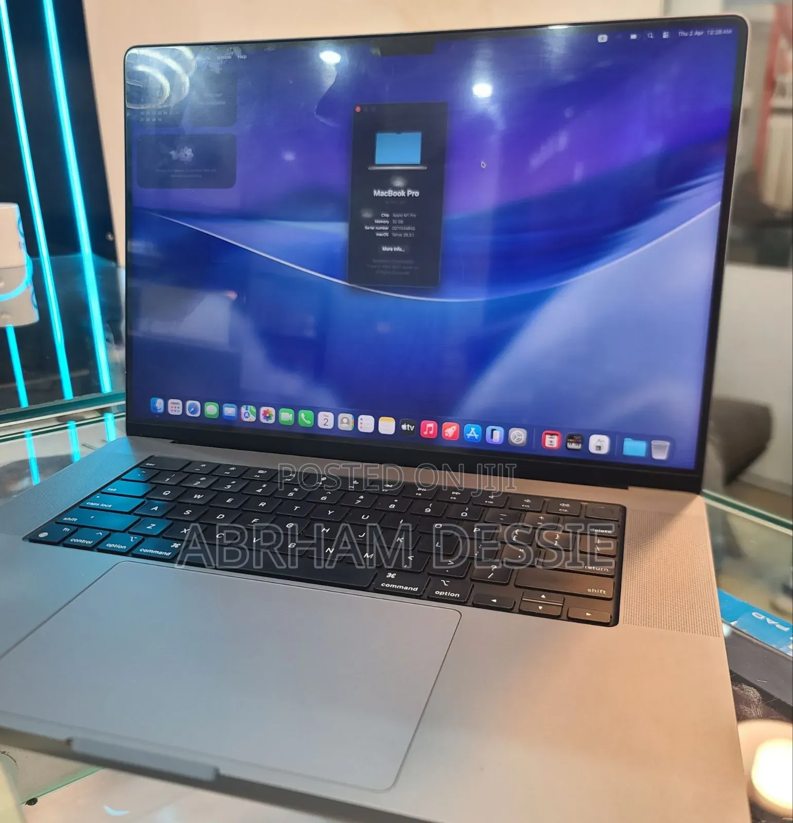 New Laptop Apple MacBook Pro M1 32GB Apple M1 Pro SSD 512GB
