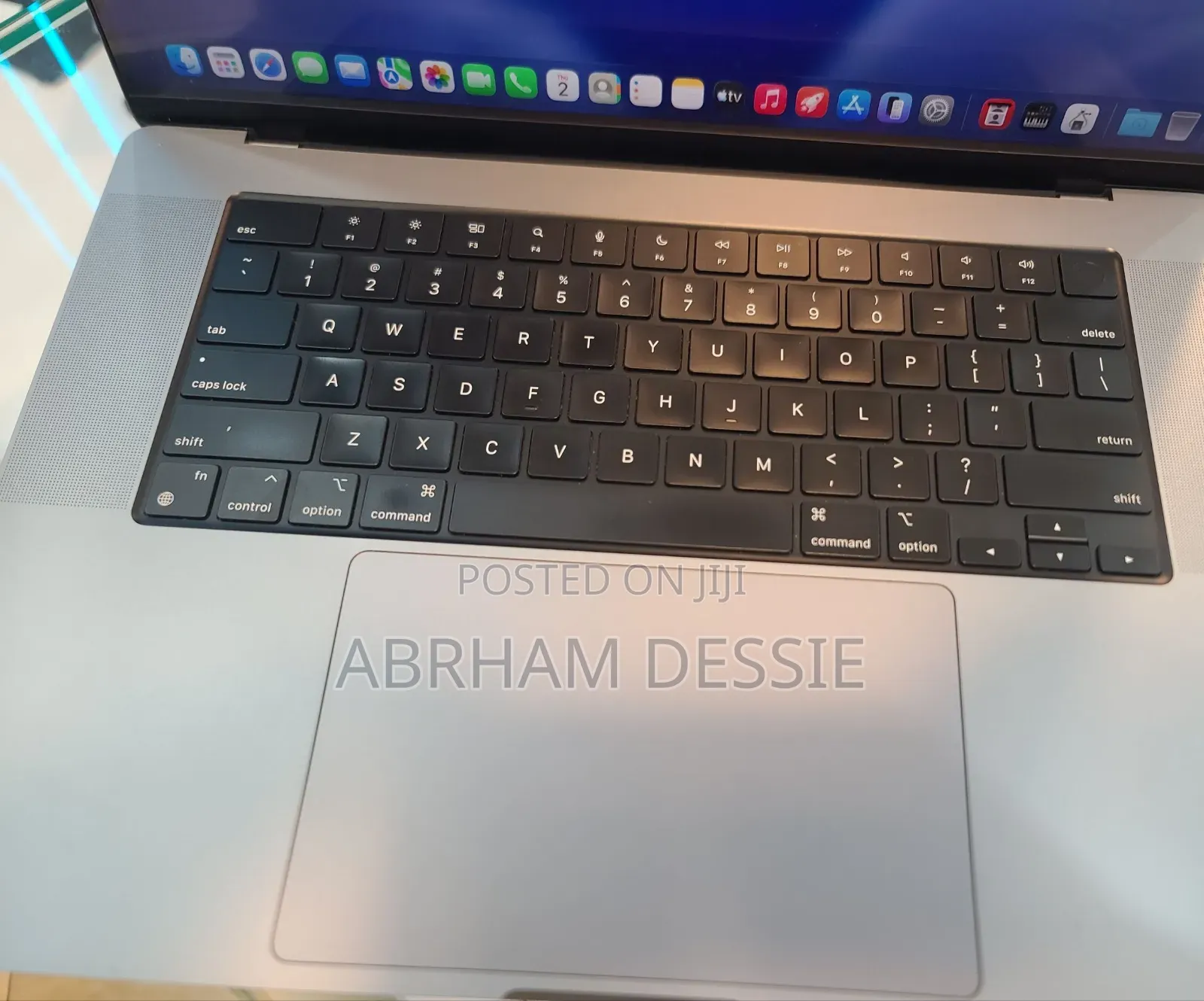 New Laptop Apple MacBook Pro M1 32GB Apple M1 Pro SSD 512GB