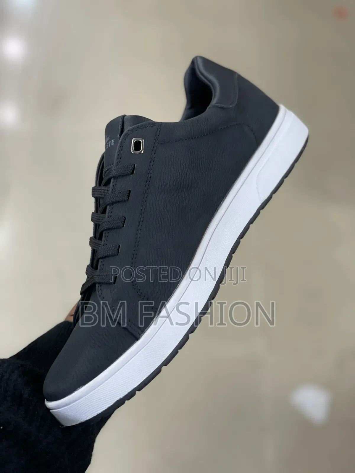 Black Lacoste Men's Carnaby Evo Charcoal Low-Tops