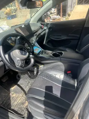 BYD E2 43 kWh 94 hp FWD 2025 Gray
