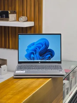 New Laptop HP 16GB Intel Core Ultra 7 SSD 512GB