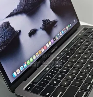 New Laptop Apple MacBook Pro 2019 8GB Intel Core i5 SSD 128GB