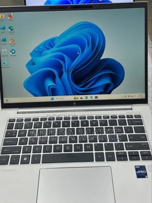 New Laptop HP EliteBook 840 G8 16GB Intel Core i5 SSD 512GB