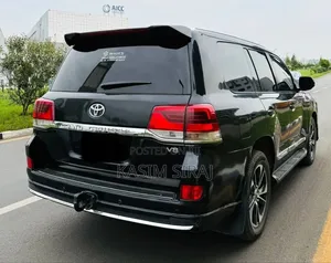 Toyota Land Cruiser 4.5 V8 TD STD 2010 Black