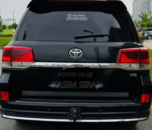 Toyota Land Cruiser 4.5 V8 TD STD 2010 Black