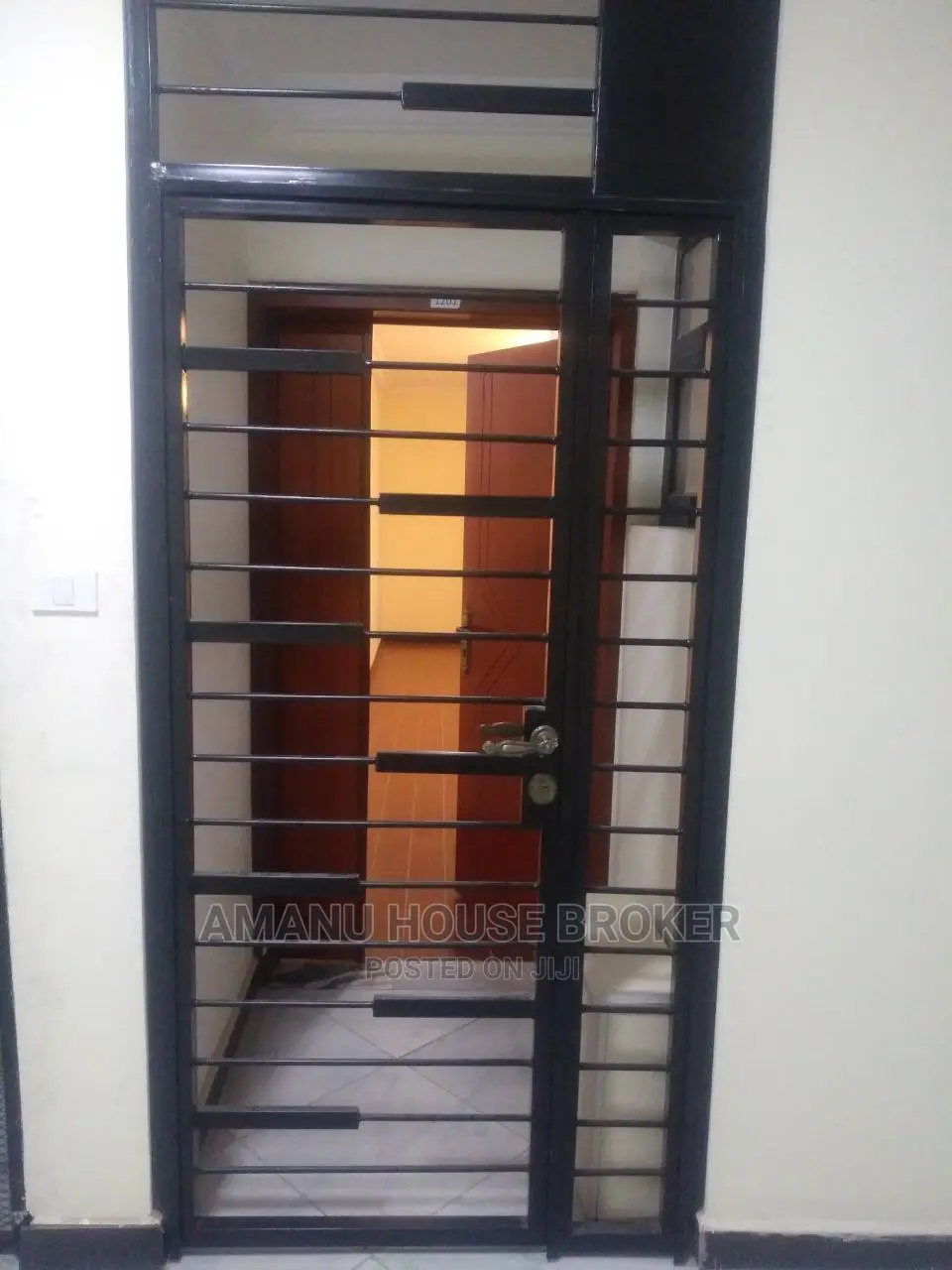 አስቸኳይ የሚሸጥ አፓርትመንት 152sqm 3bedrooms