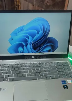 New Laptop HP Stream Notebook 16GB Intel Core i7 SSD 1T