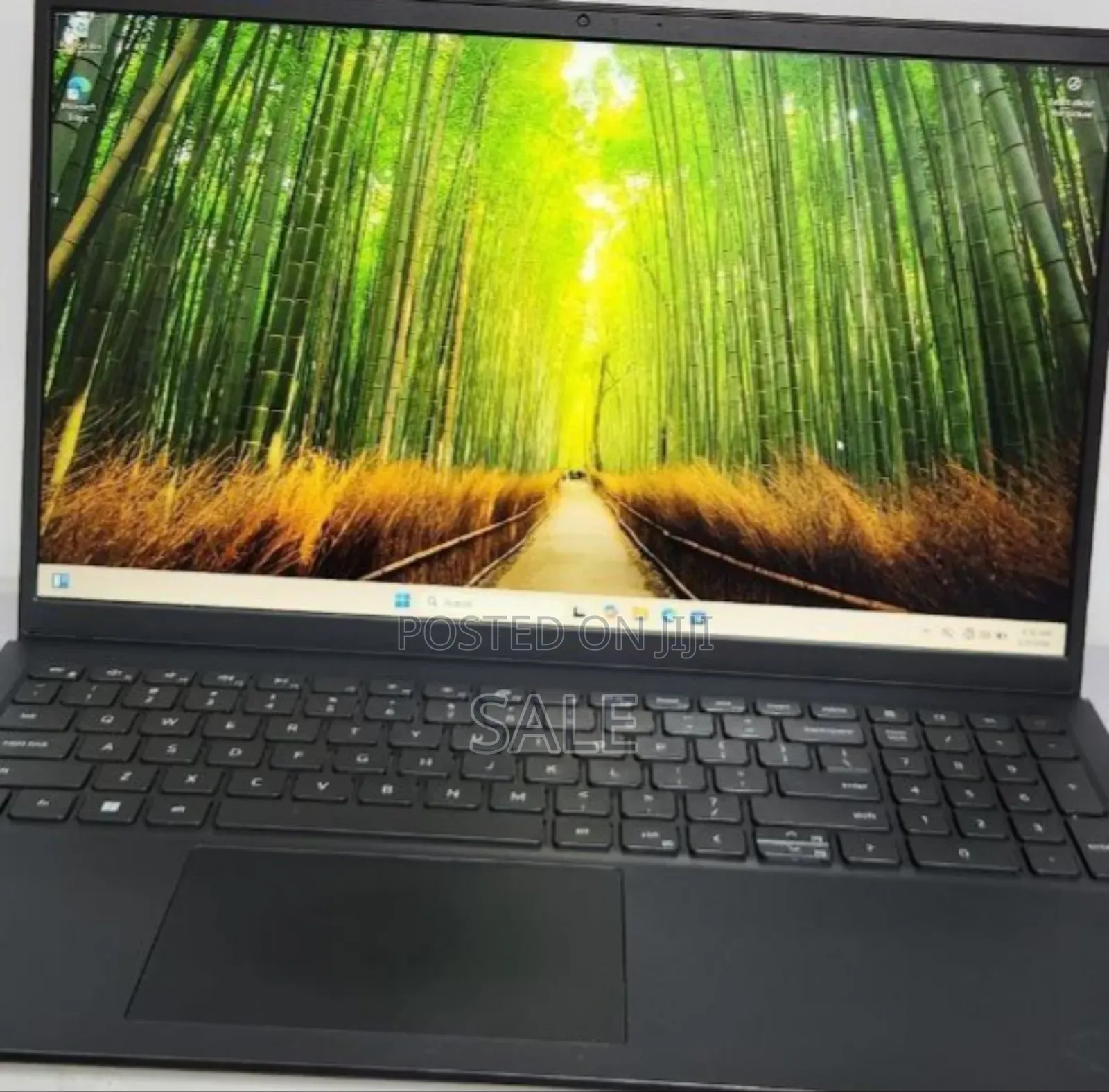 New Laptop Dell Inspiron 15 8GB Intel Core i5 SSD 256GB