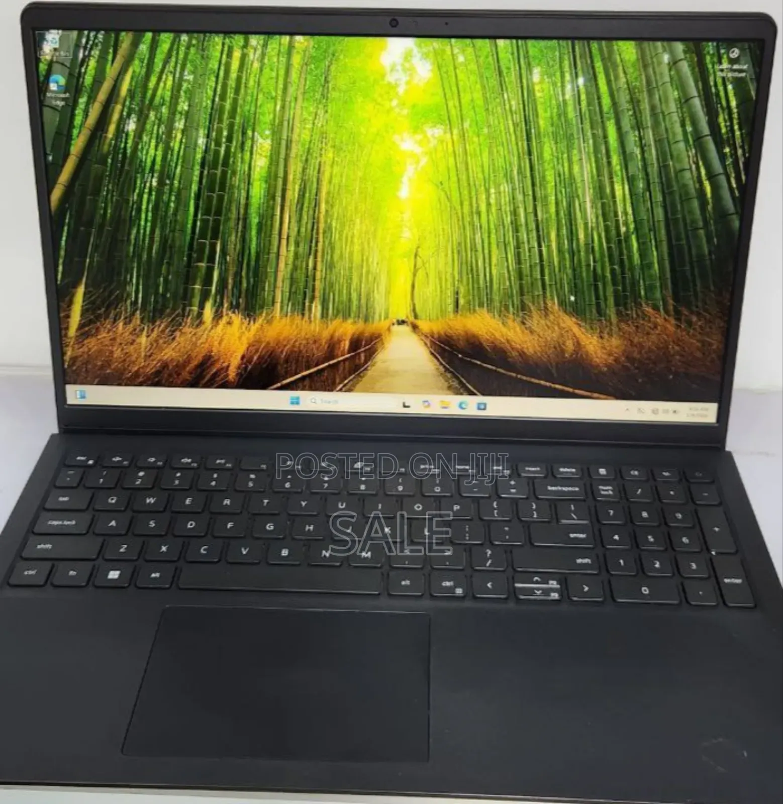 New Laptop Dell Inspiron 15 8GB Intel Core i5 SSD 256GB