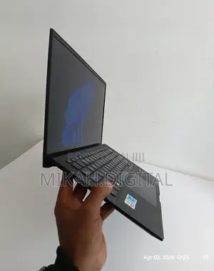 Laptop Asus ExpertBook B9 B9400CBA 16GB Intel Core i7 SSD 512GB