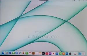 New Laptop Apple MacBook Pro M1 16GB Apple M1 Pro SSD 512GB