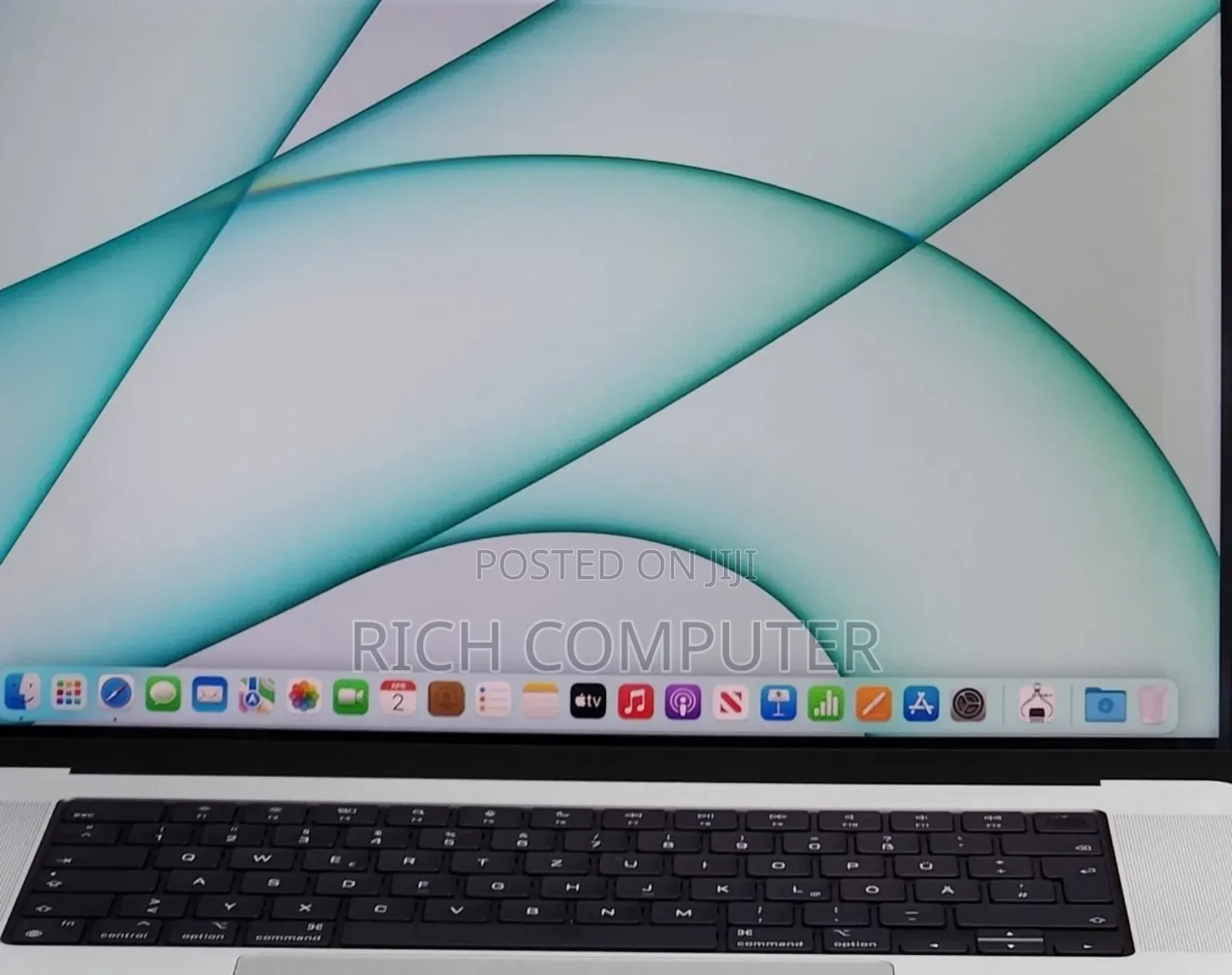 New Laptop Apple MacBook Pro M1 16GB Apple M1 Pro SSD 512GB