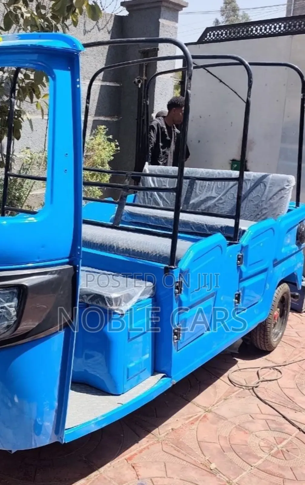 New Bajaj Boxer 2025 Blue