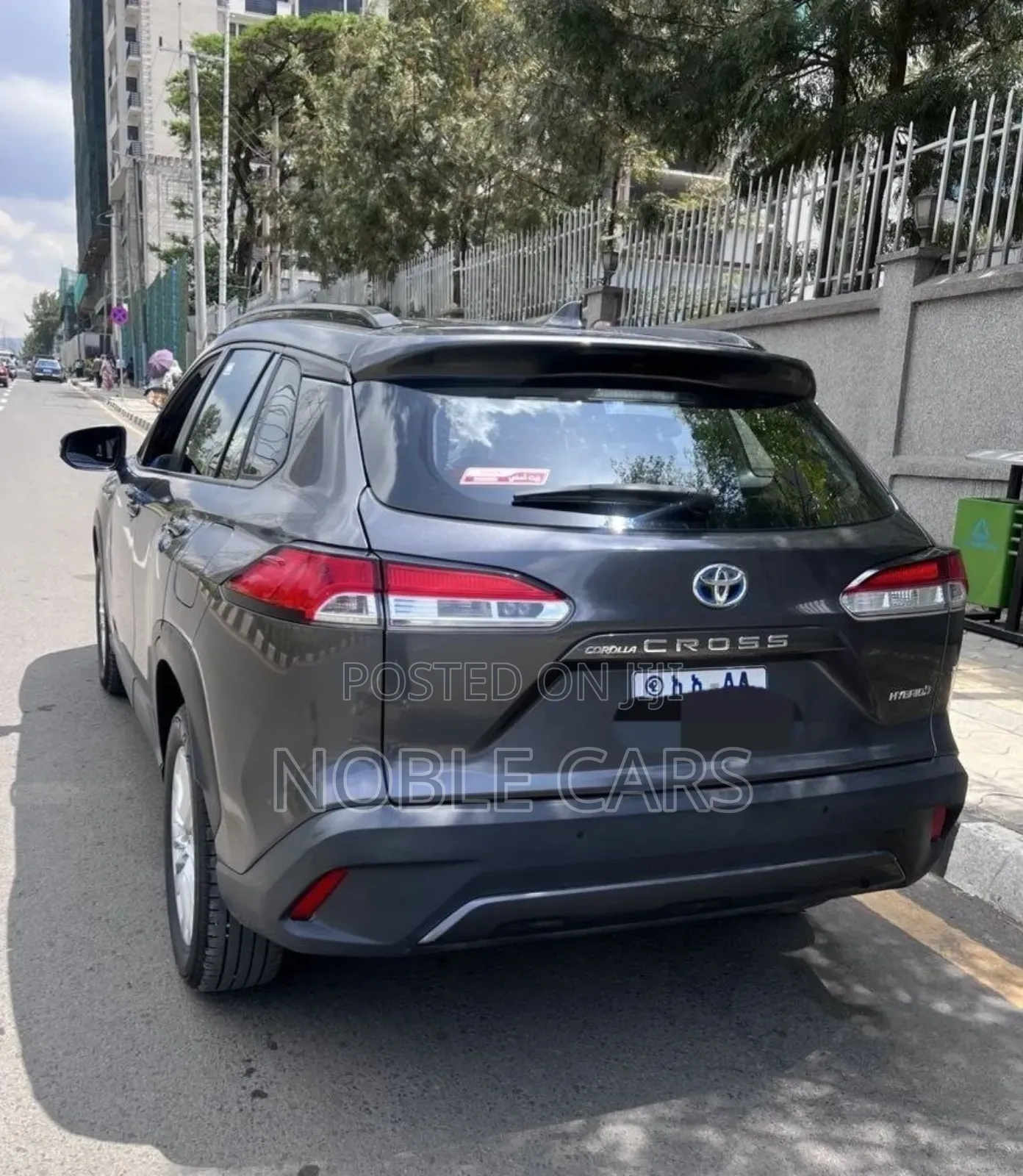 Toyota Corolla Cross Hybrid 2024 Gray