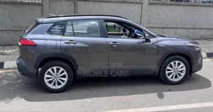 Toyota Corolla Cross Hybrid 2024 Gray