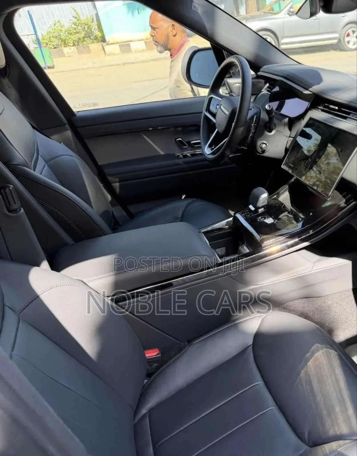 Land Rover Defender 2025 Matt Black