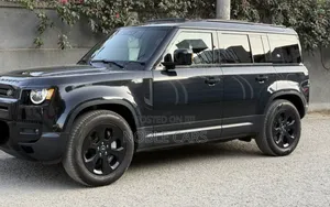 Land Rover Defender 2025 Matt Black