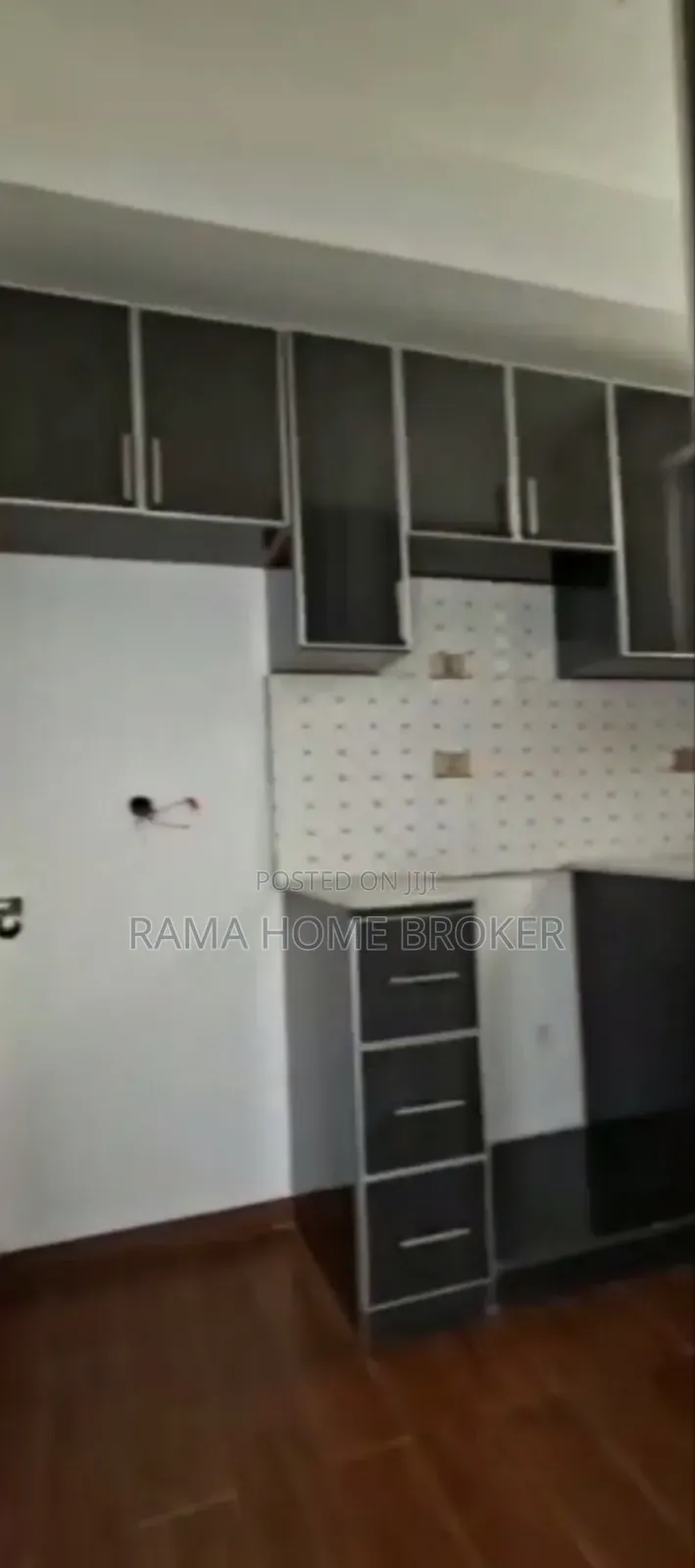 Furnished 3bdrm Apartment in አያት ኖኀ, Yeka for sale