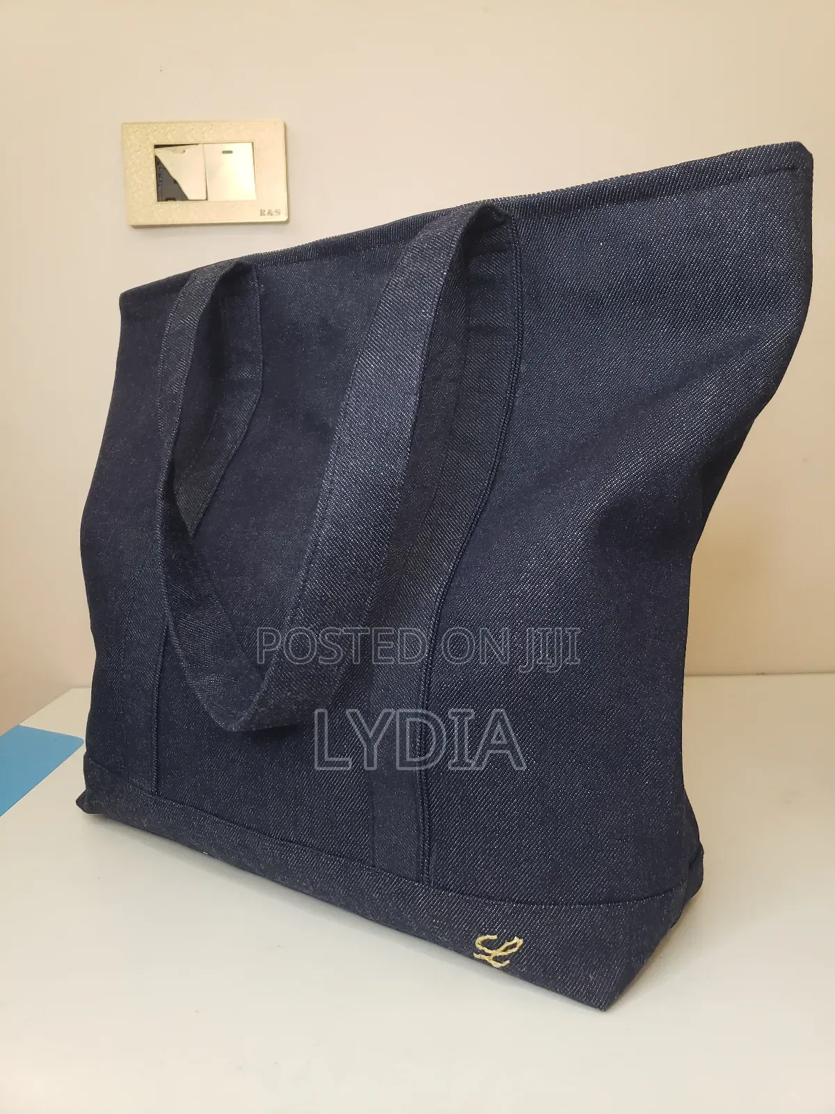 Lyd Tote Bags