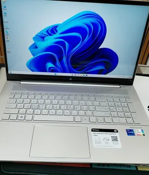 New Laptop HP Envy 17 12GB Intel Core i7 SSD 512GB