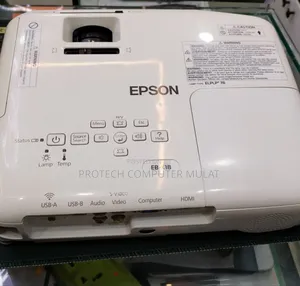 Brand New Epson Projector With Bag, Remote Model Name: Eb-x18