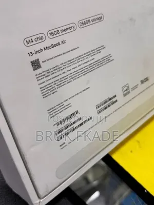 New Laptop Apple MacBook Air 2024 M3 13-inch 16GB Apple M4 SSD 512GB
