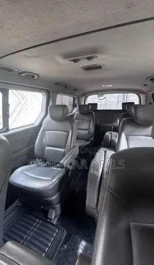 Hyundai Starex 2016 Silver