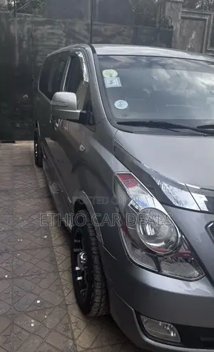 Hyundai Starex 2016 Silver