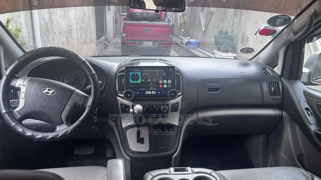 Hyundai Starex 2016 Silver